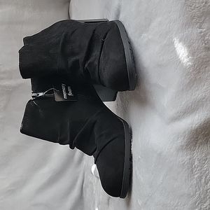 Arizona Memory Foam Booties